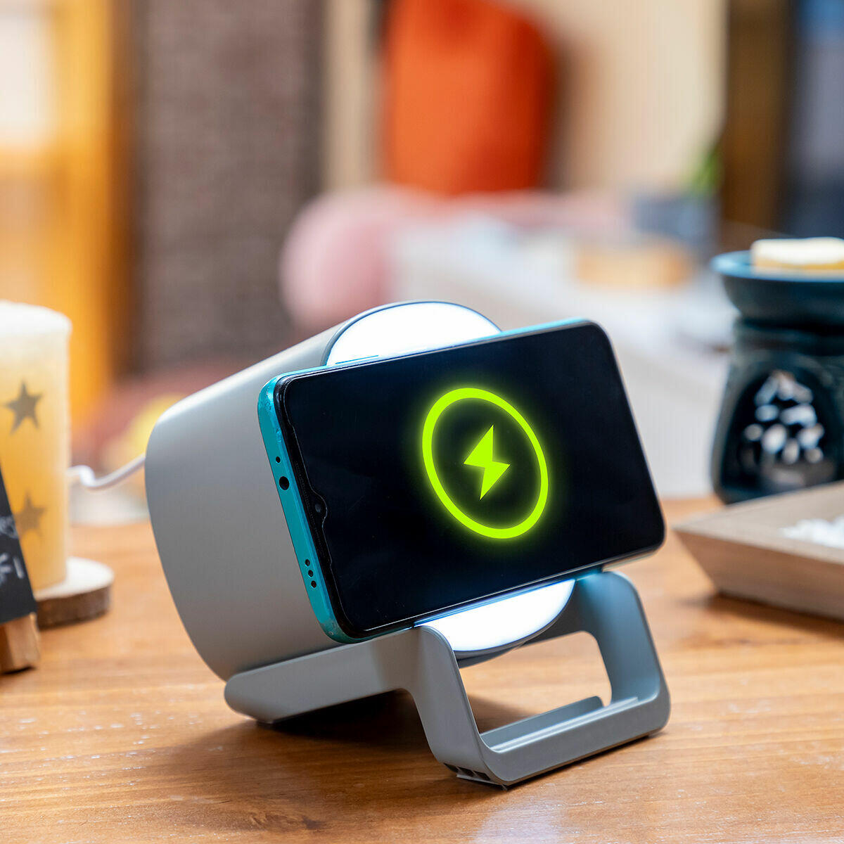 SoundCharge - Altavoz Cargador Inalámbrico con LED