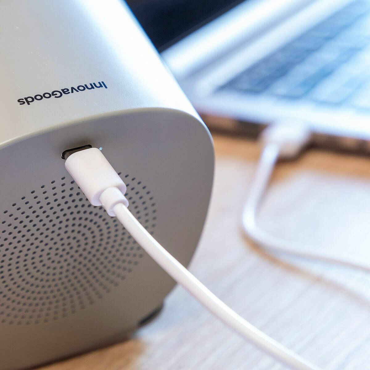 SoundCharge - Altavoz Cargador Inalámbrico con LED