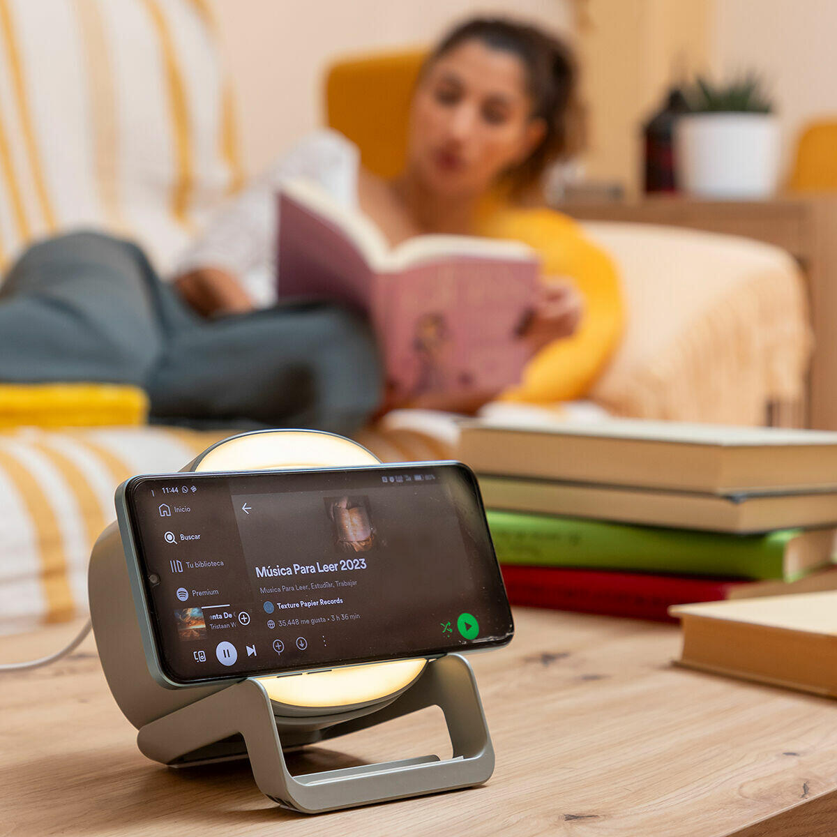 SoundCharge - Altavoz Cargador Inalámbrico con LED
